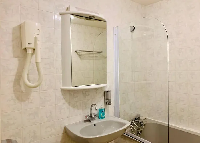 Le Petit Cloutiers - Plein Centre - Wifi Apartman La Rochelle